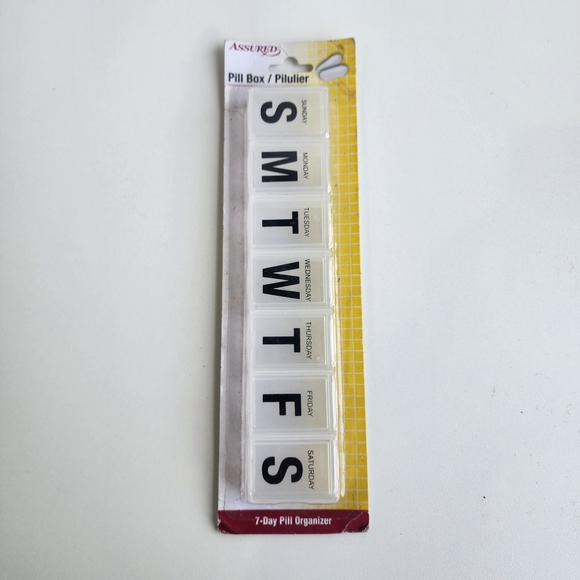 Assured 7 Day Pill Box Medication Organizer Medicine Holder Large Compartments. - Picture 1 of 9